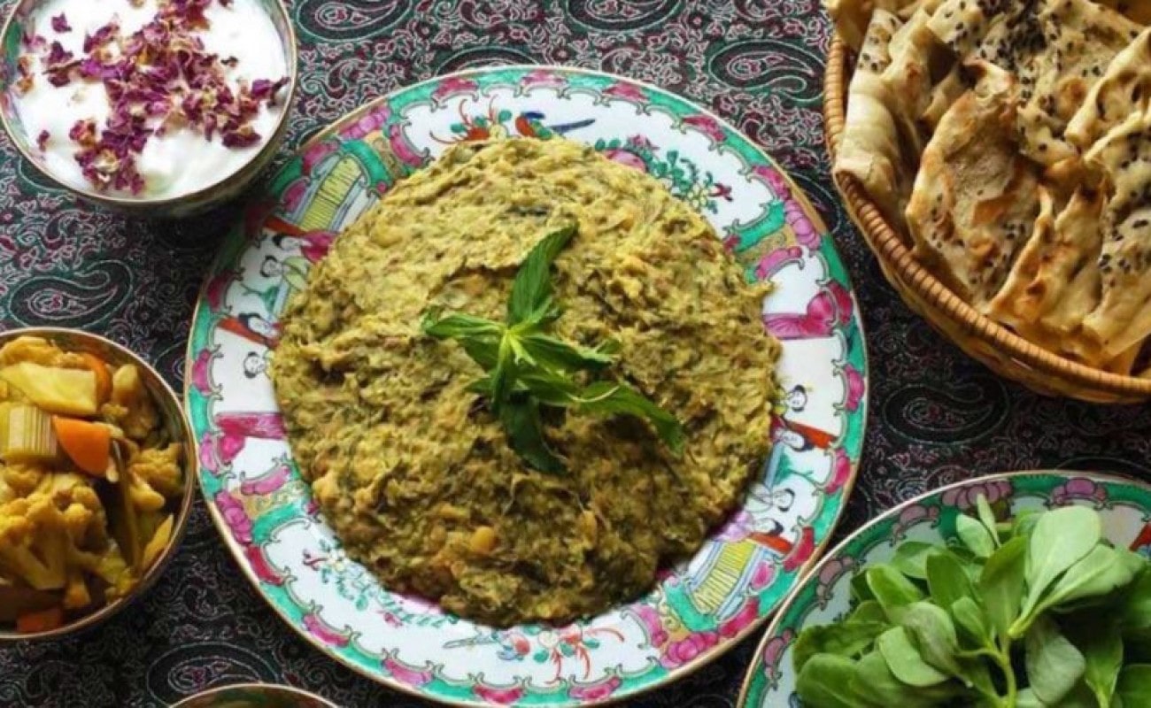 گوشت و لوبیا از غذاهای سنتی اصفهان