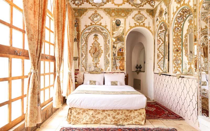 هتل قصر منشی اصفهان