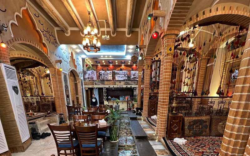 رستوران خشت بهشت یکی از بهترین رستوران های تهران
